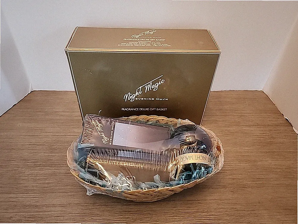 Vintage Avon Night Magic Evening Musk Gift Set NEW SEALED